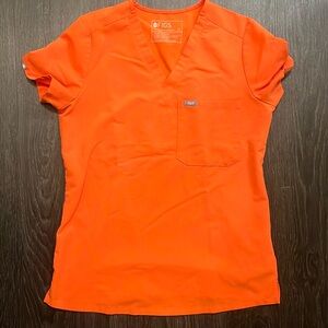 Figs technical collection caterina scrub top orange